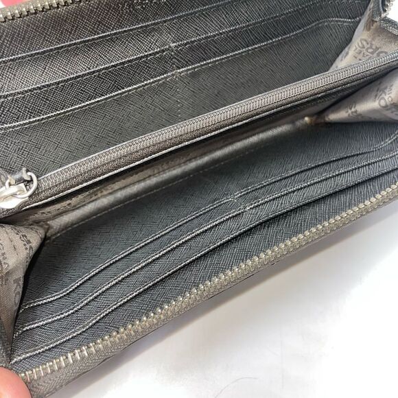 Vintage Michael Kors Zippy Wallet - Picture 6 of 7